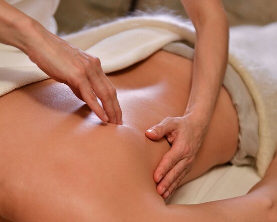 Soin relaxant du corps Dr. Hauschka à l'institut la Bio Attitude